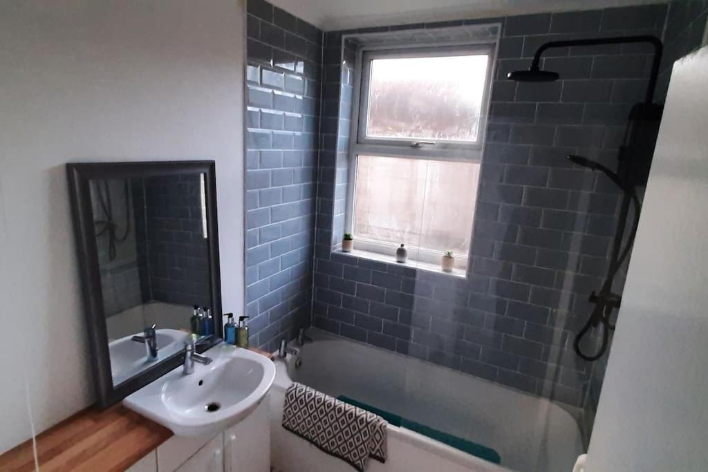 Beautiful Tynemouth Beach Flat. Apartment Luaran gambar